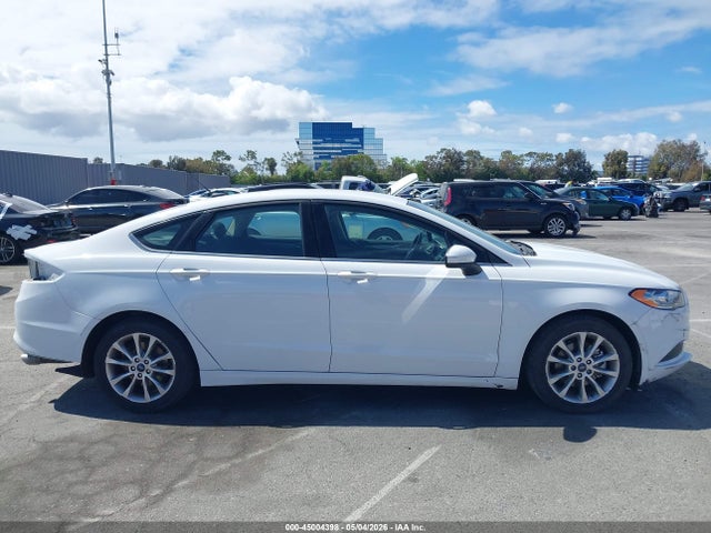 3FA6P0LU4HR237984 Ford Fusion Hybrid Se
