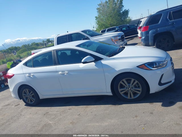 2018 Hyundai Elantra Sel მანქანა იყიდება აუქციონზე, vin: 5NPD84LF1JH297365, აუქციონის ნომერი: 45004429