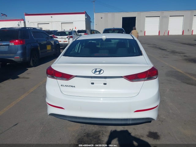 2018 Hyundai Elantra Sel მანქანა იყიდება აუქციონზე, vin: 5NPD84LF1JH297365, აუქციონის ნომერი: 45004429