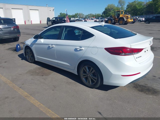 2018 Hyundai Elantra Sel მანქანა იყიდება აუქციონზე, vin: 5NPD84LF1JH297365, აუქციონის ნომერი: 45004429