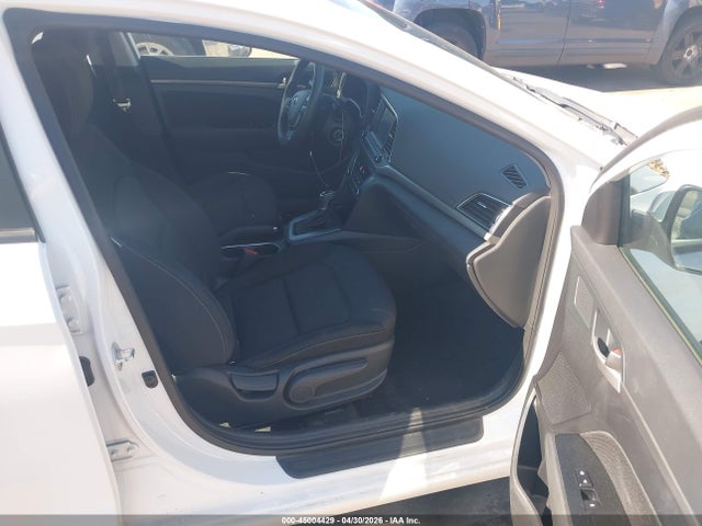 2018 Hyundai Elantra Sel მანქანა იყიდება აუქციონზე, vin: 5NPD84LF1JH297365, აუქციონის ნომერი: 45004429