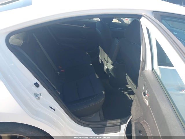 2018 Hyundai Elantra Sel მანქანა იყიდება აუქციონზე, vin: 5NPD84LF1JH297365, აუქციონის ნომერი: 45004429