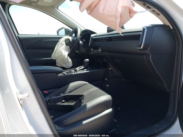 45004430 :رقم المزاد ، 7MMVAABW4TN167060 vin ، 2026 Mazda Cx-50 Hybrid Preferred مزاد بيع