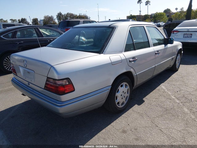 Aukcja sprzedaży 1995 Mercedes-benz E 320 Base/320 Special, vin: WDBEA32E4SC161481, numer aukcji: 45004439