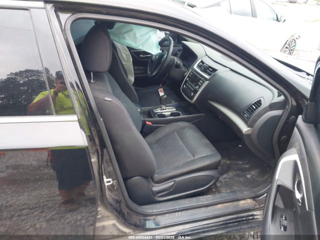 Продаж на аукціоні авто 2018 Nissan Altima 2.5 S, vin: 1N4AL3APXJC100721, номер лоту: 45004451