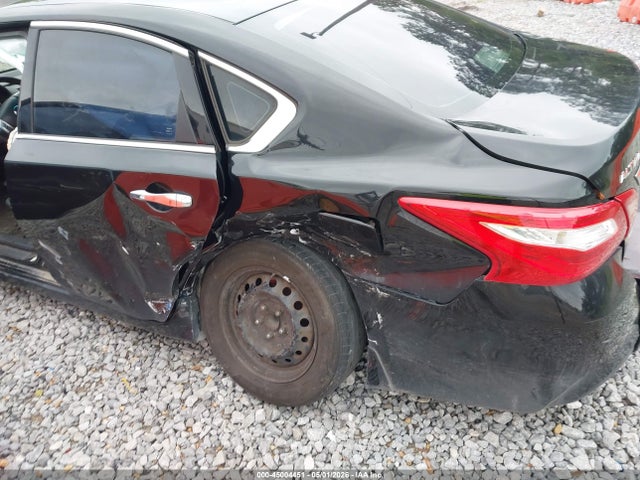 Продаж на аукціоні авто 2018 Nissan Altima 2.5 S, vin: 1N4AL3APXJC100721, номер лоту: 45004451