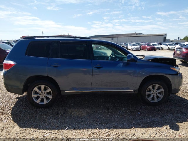 Продажа на аукционе авто 2013 Toyota Highlander Se V6, vin: 5TDZK3EH4DS092539, номер лота: 45004464