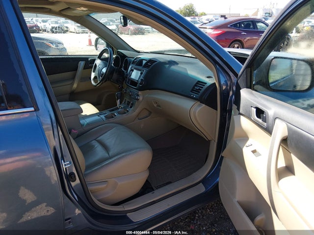 Продажа на аукционе авто 2013 Toyota Highlander Se V6, vin: 5TDZK3EH4DS092539, номер лота: 45004464
