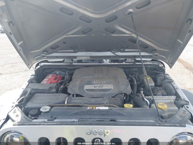 45004470 :رقم المزاد ، 1C4BJWDG8EL155627 vin ، 2014 Jeep Wrangler Unlimited Sport مزاد بيع