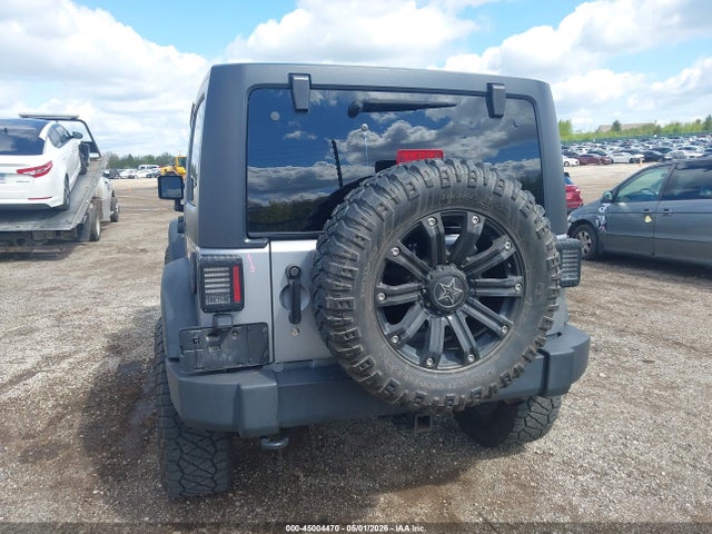 45004470 :رقم المزاد ، 1C4BJWDG8EL155627 vin ، 2014 Jeep Wrangler Unlimited Sport مزاد بيع
