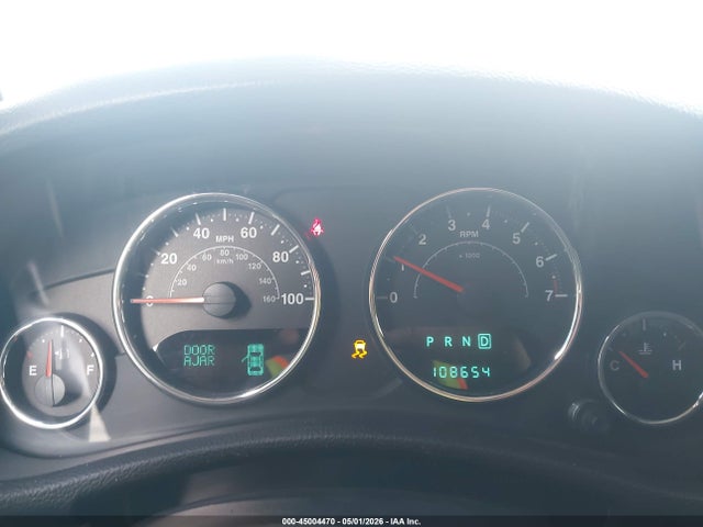 45004470 :رقم المزاد ، 1C4BJWDG8EL155627 vin ، 2014 Jeep Wrangler Unlimited Sport مزاد بيع