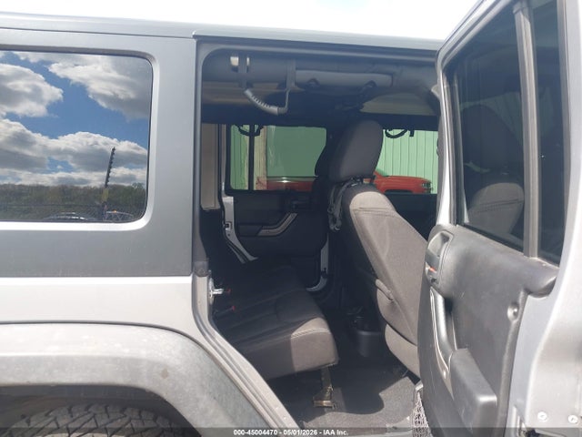 45004470 :رقم المزاد ، 1C4BJWDG8EL155627 vin ، 2014 Jeep Wrangler Unlimited Sport مزاد بيع