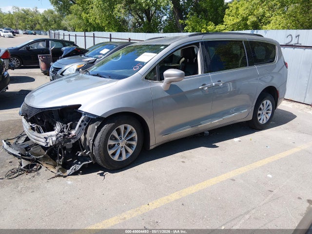 Aukcja sprzedaży 2017 Chrysler Pacifica Touring-l, vin: 2C4RC1BG1HR803058, numer aukcji: 45004493