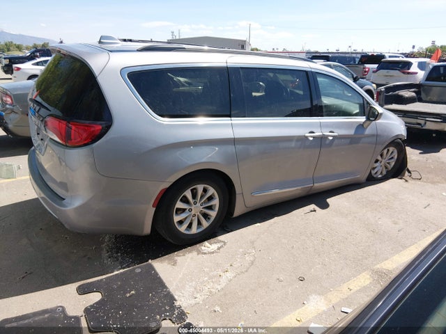 Aukcja sprzedaży 2017 Chrysler Pacifica Touring-l, vin: 2C4RC1BG1HR803058, numer aukcji: 45004493