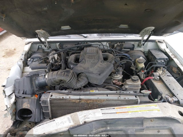 45004543 :رقم المزاد ، 1FMYU70E31UA68570 vin ، 2001 Ford Explorer Sport مزاد بيع
