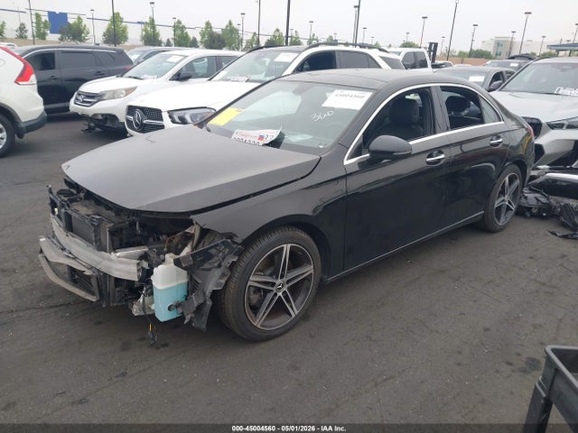 W1K3G4EB0NJ356286 Mercedes-Benz A 220