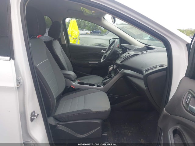 Продаж на аукціоні авто 2015 Ford Escape Se, vin: 1FMCU0G75FUA66996, номер лоту: 45004577