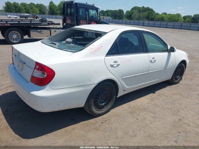2002 Toyota Camry Le მანქანა იყიდება აუქციონზე, vin: 4T1BE32K72U084576, აუქციონის ნომერი: 45004596