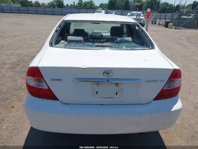 2002 Toyota Camry Le მანქანა იყიდება აუქციონზე, vin: 4T1BE32K72U084576, აუქციონის ნომერი: 45004596