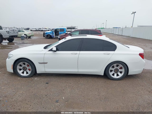 2013 Bmw 750i Xdrive მანქანა იყიდება აუქციონზე, vin: WBAYB6C53DC998329, აუქციონის ნომერი: 45004604