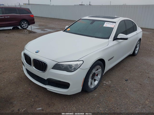 2013 Bmw 750i Xdrive მანქანა იყიდება აუქციონზე, vin: WBAYB6C53DC998329, აუქციონის ნომერი: 45004604