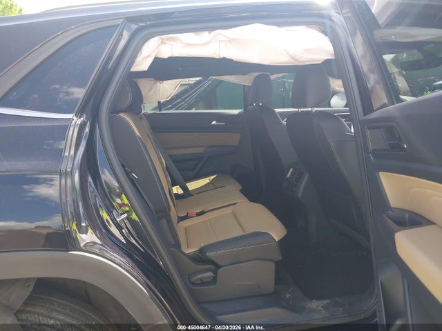 45004647 :رقم المزاد ، 1V2WE2CA3MC240223 vin ، 2021 Volkswagen Atlas Cross Sport 3.6l V6 Se W/technology مزاد بيع