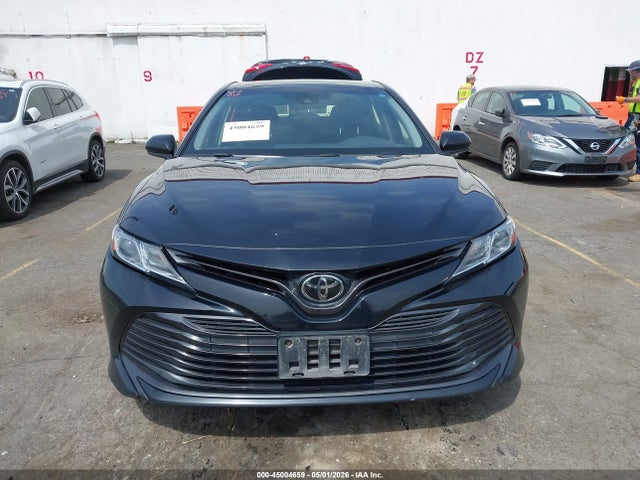 Продажа на аукционе авто 2018 Toyota Camry Le, vin: JTNB11HK2J3015404, номер лота: 45004659