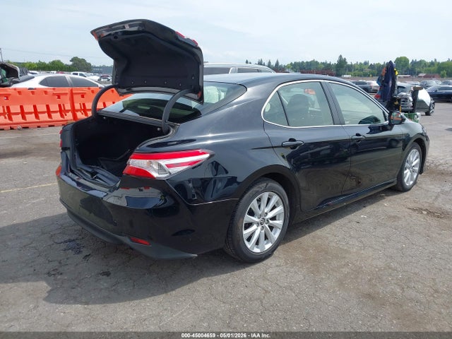 Продажа на аукционе авто 2018 Toyota Camry Le, vin: JTNB11HK2J3015404, номер лота: 45004659