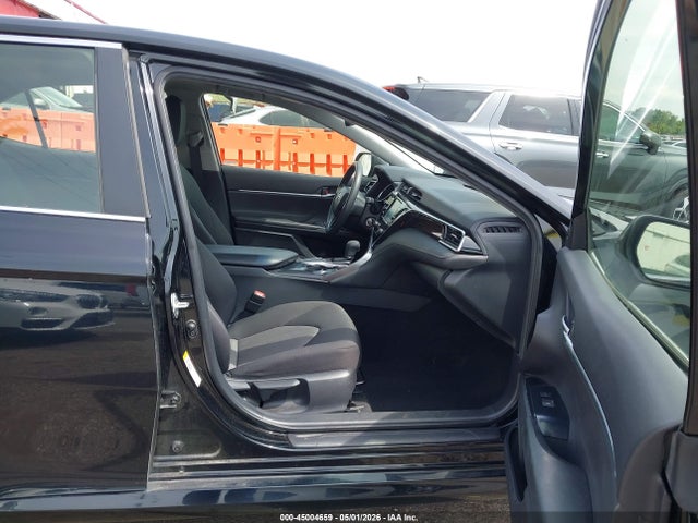Продажа на аукционе авто 2018 Toyota Camry Le, vin: JTNB11HK2J3015404, номер лота: 45004659
