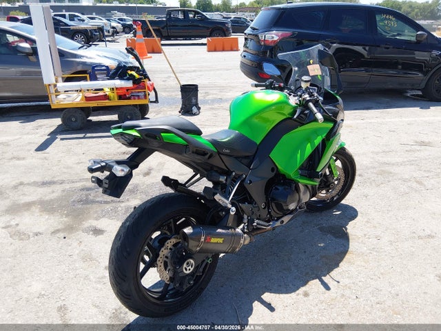 45004707 :رقم المزاد ، JKAZXCW13HA003379 vin ، 2017 Kawasaki Zx1000 W مزاد بيع