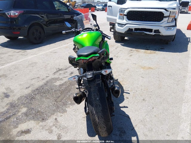 45004707 :رقم المزاد ، JKAZXCW13HA003379 vin ، 2017 Kawasaki Zx1000 W مزاد بيع