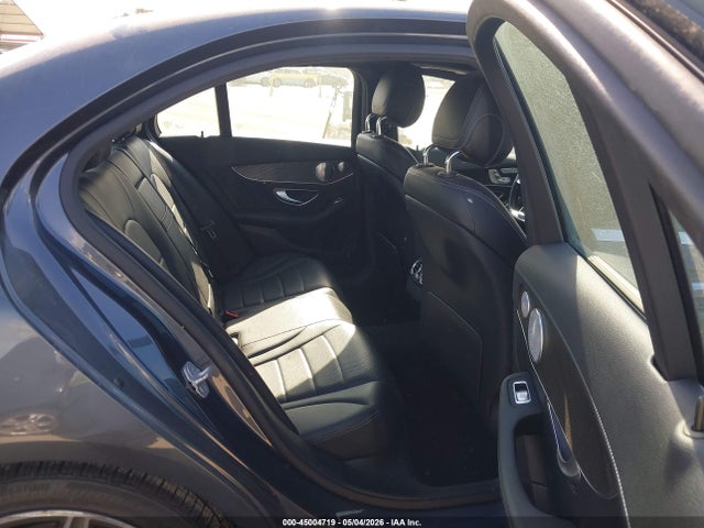 45004719 :رقم المزاد ، 55SWF4JB1FU044355 vin ، 2015 Mercedes-benz C 300 Luxury/sport مزاد بيع