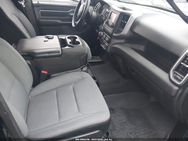 Продажа на аукционе авто 2023 Ram 1500 Big Horn  4x4 5'7 Box, vin: 1C6RRFFG4PN521327, номер лота: 45004799