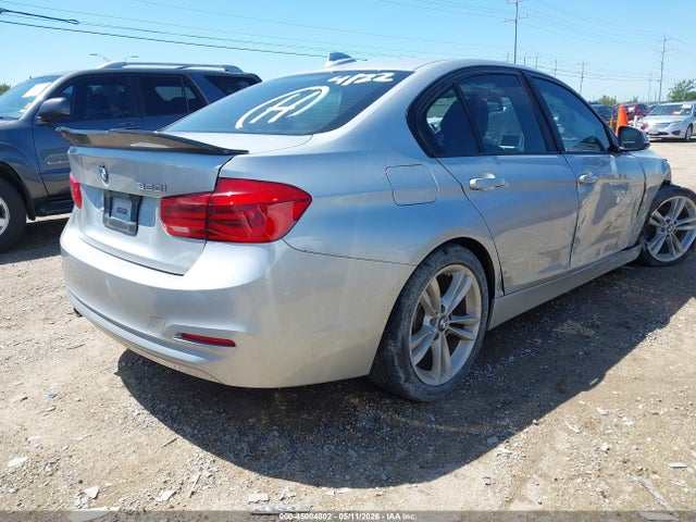 Aukcja sprzedaży 2016 Bmw 320i, vin: WBA8A9C57GK618178, numer aukcji: 45004802