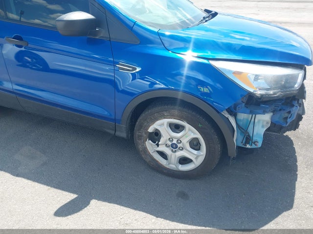 2017 Ford Escape S მანქანა იყიდება აუქციონზე, vin: 1FMCU0F74HUE72367, აუქციონის ნომერი: 45004803