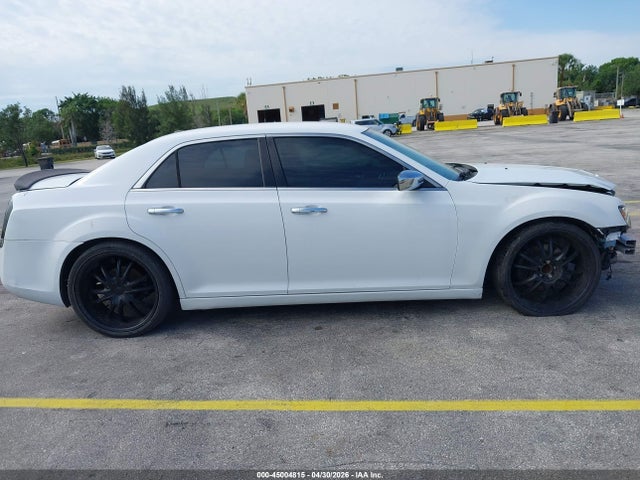 Aukcja sprzedaży 2014 Chrysler 300c, vin: 2C3CCAET6EH169685, numer aukcji: 45004815