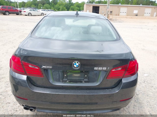 2013 Bmw 528i Xdrive მანქანა იყიდება აუქციონზე, vin: WBAXH5C5XDD108150, აუქციონის ნომერი: 45004822