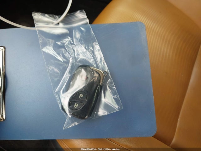 45004830 :رقم المزاد ، JTHKD5BH6B2030297 vin ، 2011 Lexus Ct 200h Premium مزاد بيع