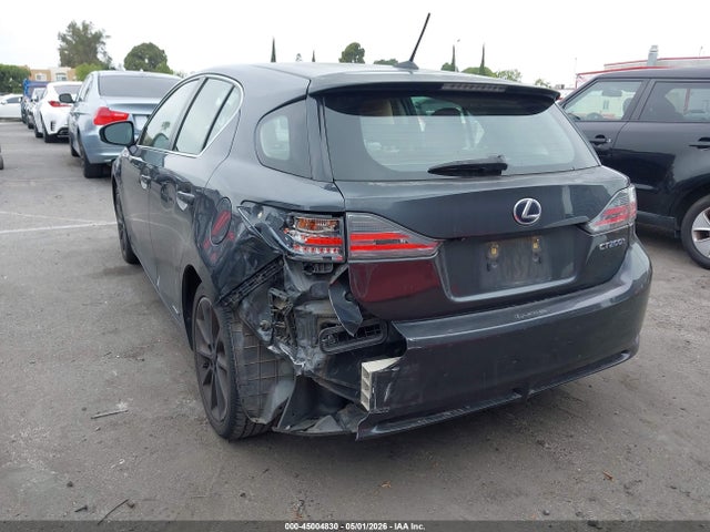 45004830 :رقم المزاد ، JTHKD5BH6B2030297 vin ، 2011 Lexus Ct 200h Premium مزاد بيع