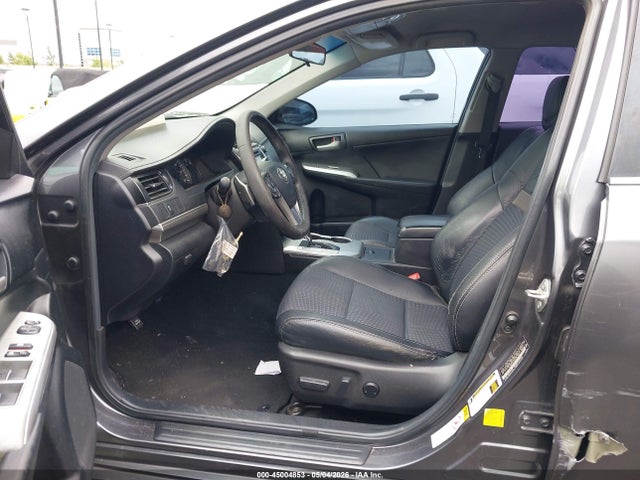 45004853 :رقم المزاد ، 4T1BF1FK3EU361742 vin ، 2014 Toyota Camry Se مزاد بيع