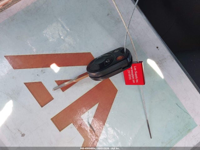 45004854 :رقم المزاد ، 1FADP3K24JL266057 vin ، 2018 Ford Focus Se مزاد بيع