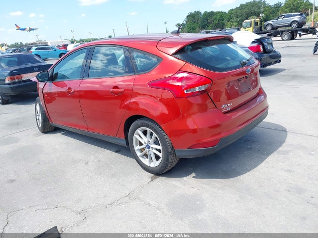45004854 :رقم المزاد ، 1FADP3K24JL266057 vin ، 2018 Ford Focus Se مزاد بيع