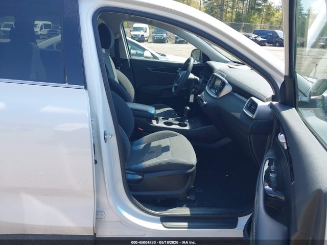 45004890 :رقم المزاد ، 5XYPGDA56KG479887 vin ، 2019 Kia Sorento 3.3l Lx مزاد بيع