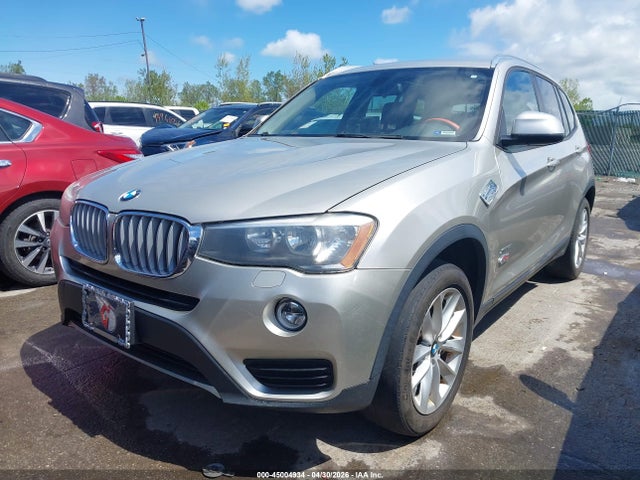 45004934 :رقم المزاد ، 5UXWX9C57F0D50382 vin ، 2015 Bmw X3 Xdrive28i مزاد بيع