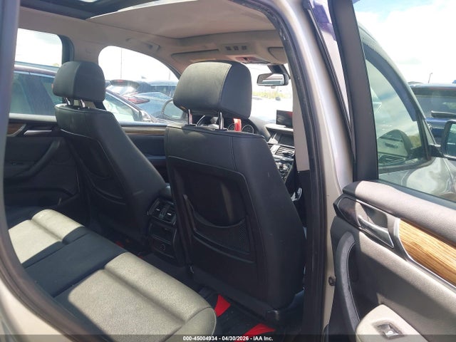 45004934 :رقم المزاد ، 5UXWX9C57F0D50382 vin ، 2015 Bmw X3 Xdrive28i مزاد بيع