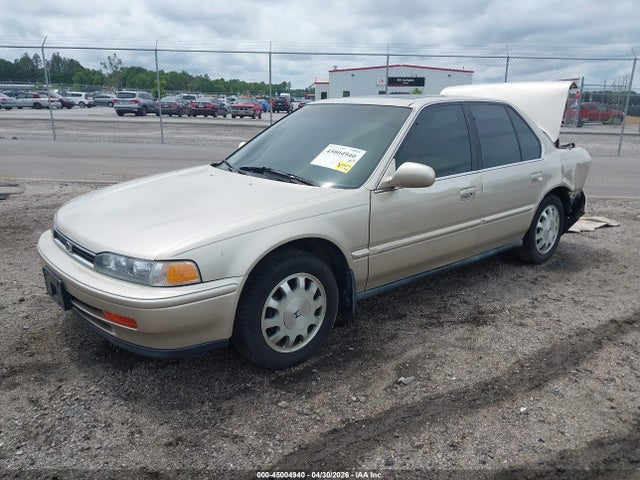 45004940 :رقم المزاد ، JHMCB7687PC047269 vin ، 1993 Honda Accord Se مزاد بيع
