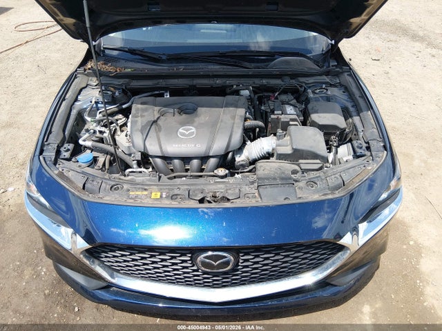 45004943 :رقم المزاد ، 3MZBPABL5MM251761 vin ، 2021 Mazda Mazda3 Select مزاد بيع