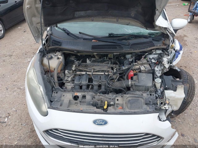45004965 :رقم المزاد ، 3FADP4EJ6HM171582 vin ، 2017 Ford Fiesta Se مزاد بيع
