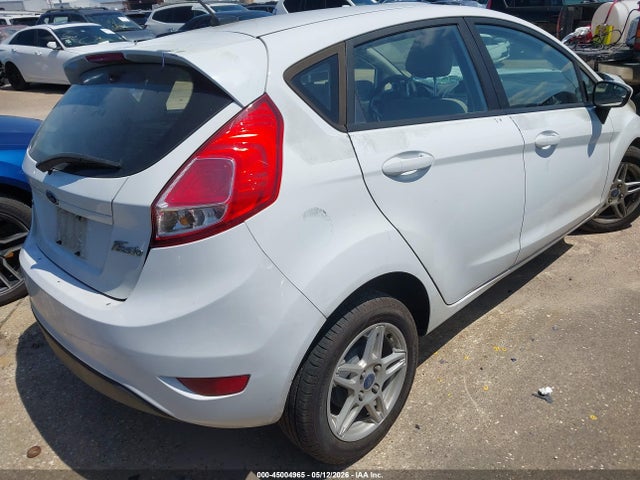 45004965 :رقم المزاد ، 3FADP4EJ6HM171582 vin ، 2017 Ford Fiesta Se مزاد بيع