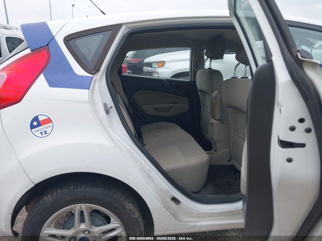45004965 :رقم المزاد ، 3FADP4EJ6HM171582 vin ، 2017 Ford Fiesta Se مزاد بيع